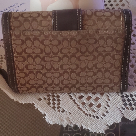 Coach suede wallet - Picture 2 of 6